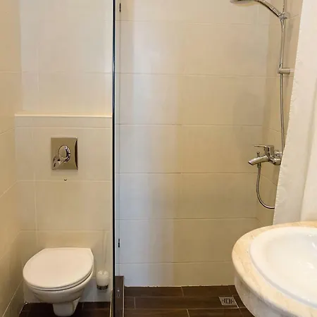 Explorer Of The Seas - Splendid 3bd, Pool, Terrace Apartament Warna