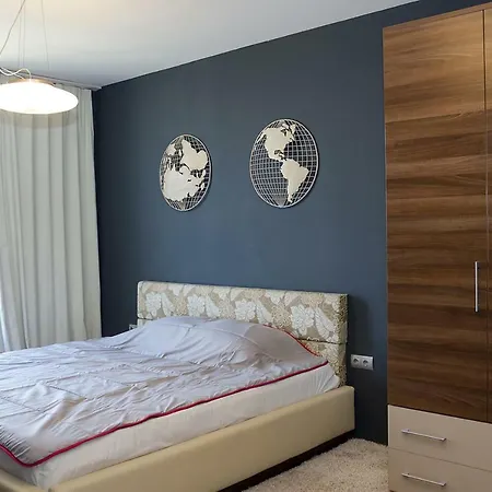 Explorer Of The Seas - Splendid 3bd, Pool, Terrace Apartament